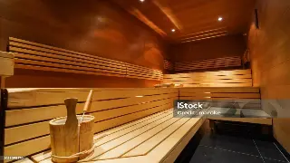 告别疼痛僵硬！贵阳按摩师教你居家颈肩腰腿“黄金三角区”护理秘籍，拯救你的亚健康！