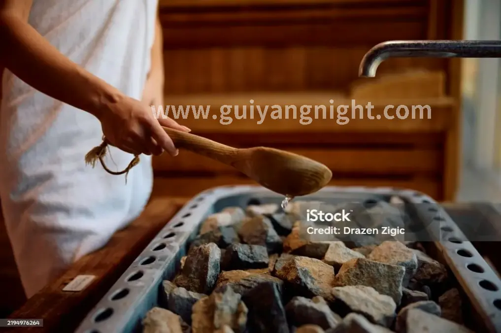 桑拿房内部景象